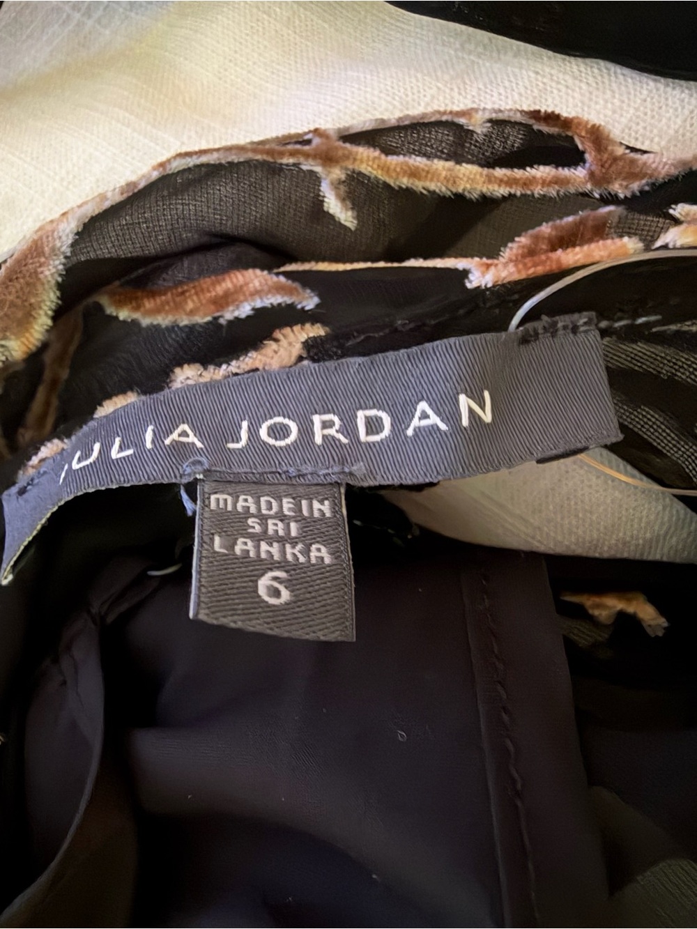 Julia Jordan Burnout Velvet Floral Maxi Dress Black Multi Size 6 NWT - Picture 9 of 12